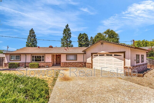 Building Photo - 275 Cameo Dr