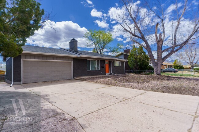 Photo - 89 Watson Blvd House