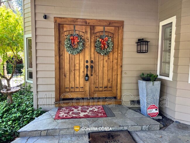 Foto del edificio - 17 Oakridge Ln