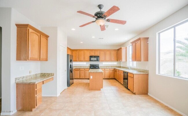 Foto del edificio - 16997 W Bradford Way