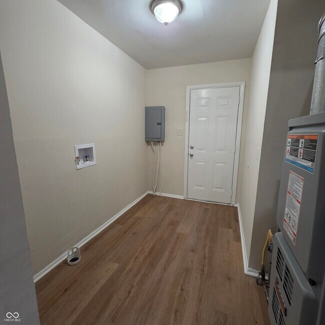 Foto del edificio - 4134 N Grand Ave