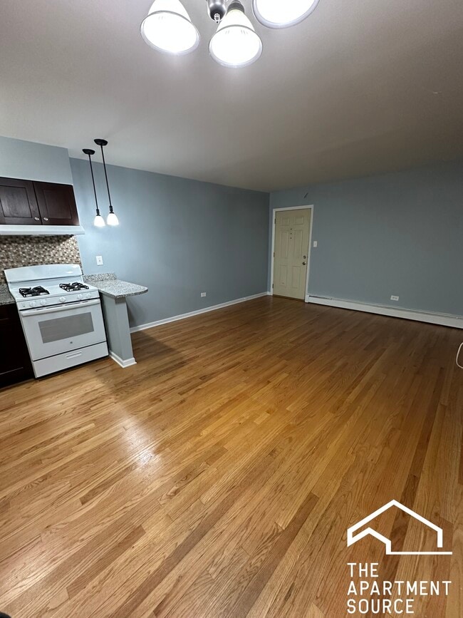 Foto del edificio - 8504 Waukegan Rd