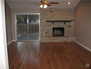 Building Photo - 10207 Rutland Village W