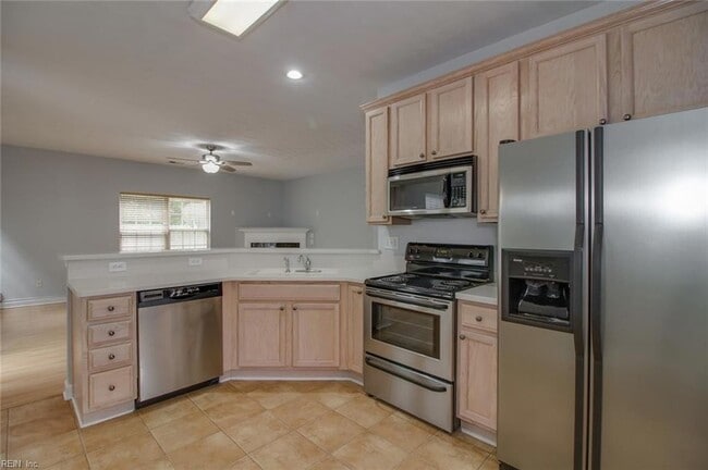 Building Photo - 5289 Pirata Place