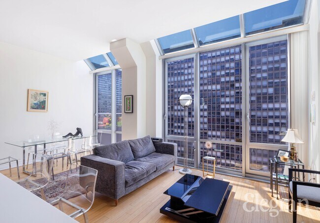 Foto del edificio - 303 E 33rd St