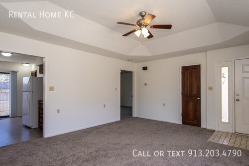 Building Photo - 5908 Brittany-