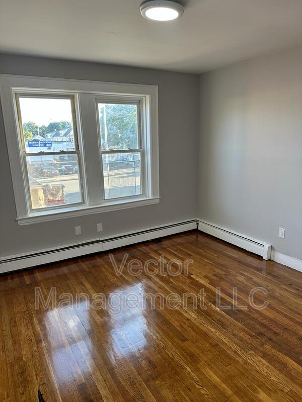 Building Photo - 1160 Dixwell Ave