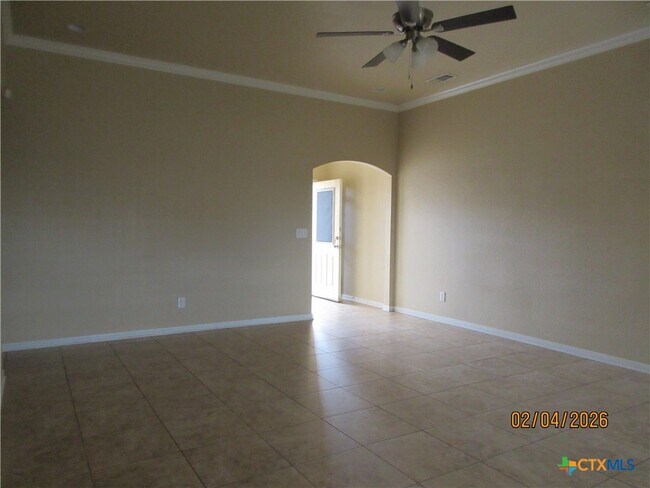 Foto del edificio - 6812 Alvin Dr