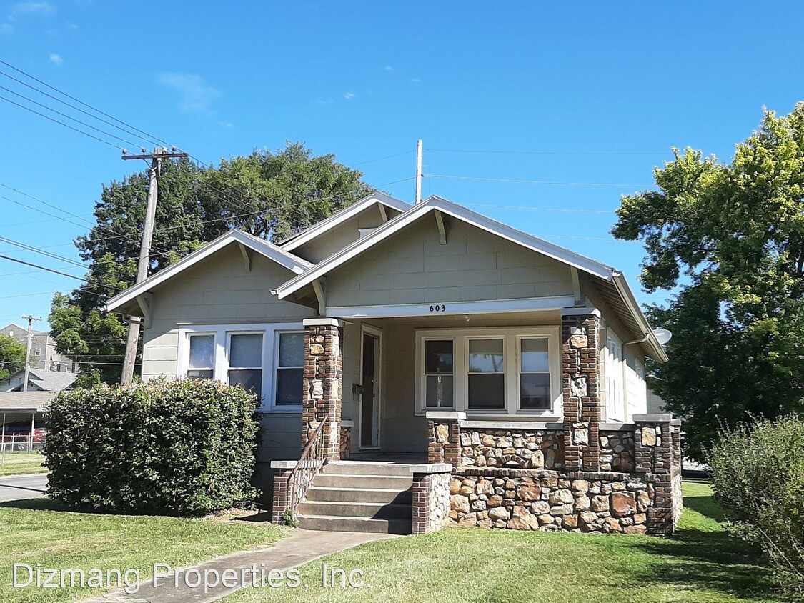 Primary Photo - 3 br, 1 bath House - 603 E Normal