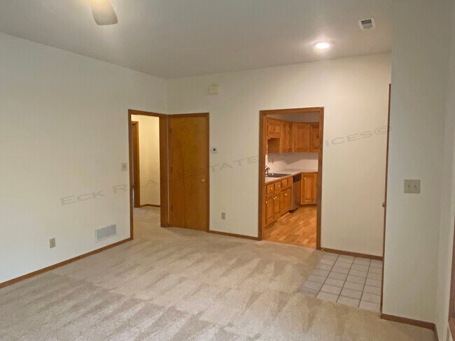 Building Photo - 4626 Hearthside Dr