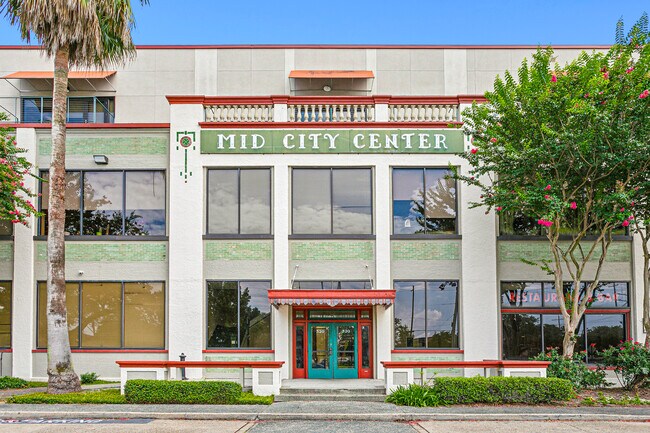Foto del edificio - 320 N Carrollton Ave