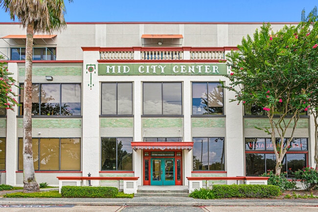 Building Photo - 320 N Carrollton Ave