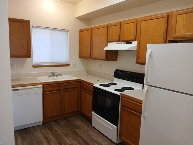 Foto del edificio - 3550 W 24th St