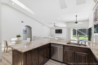 Building Photo - 15600 Rolling Meadows Cir