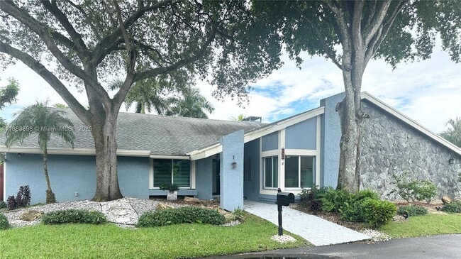 Foto del edificio - 960 Bayberry Point Dr