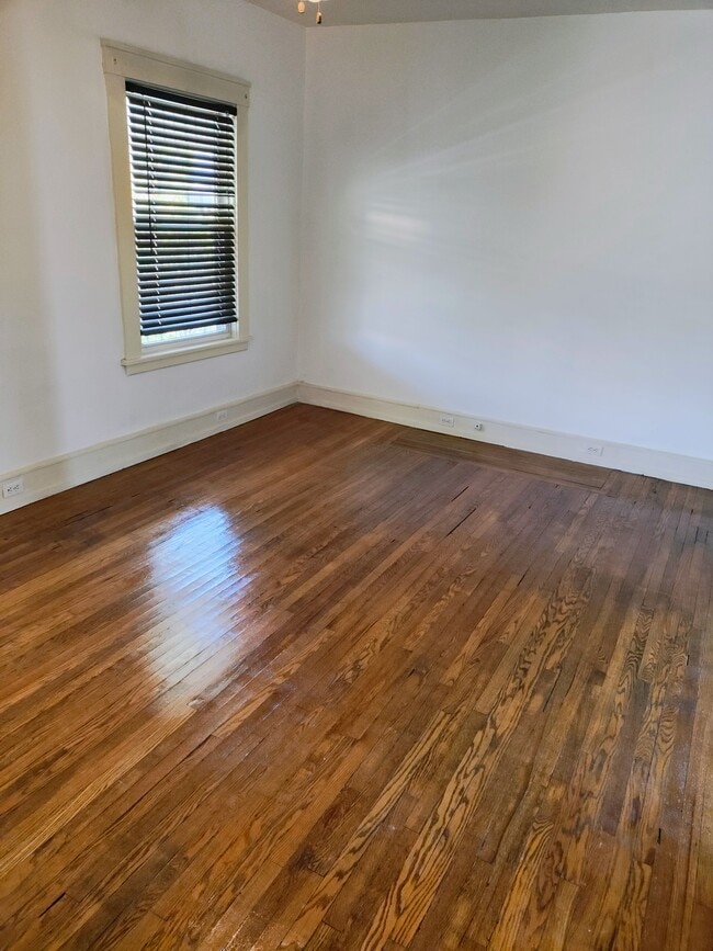 Living Room - 764 Amherst St