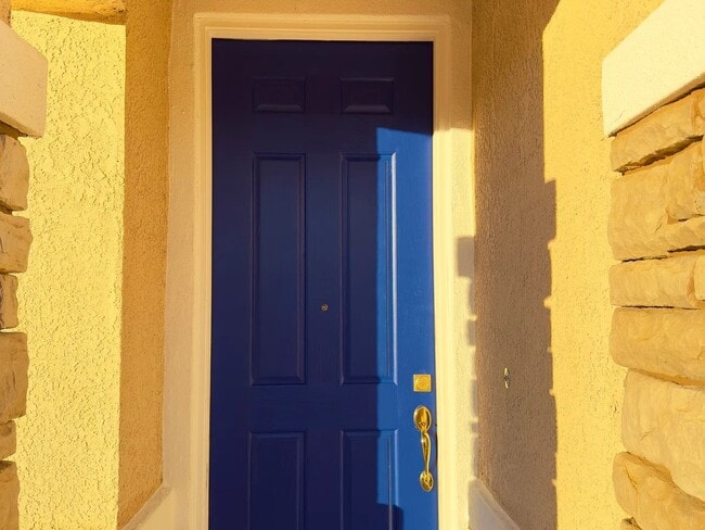 Building Photo - 3060 Tintorera Way