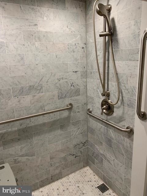 Foto del edificio - 15100 Interlachen Dr