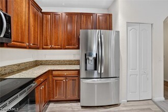 Building Photo - 7020 Ambrosia Ln