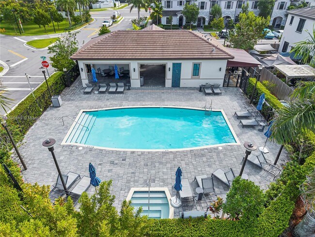 Foto del edificio - 18320 SW 148th Rd