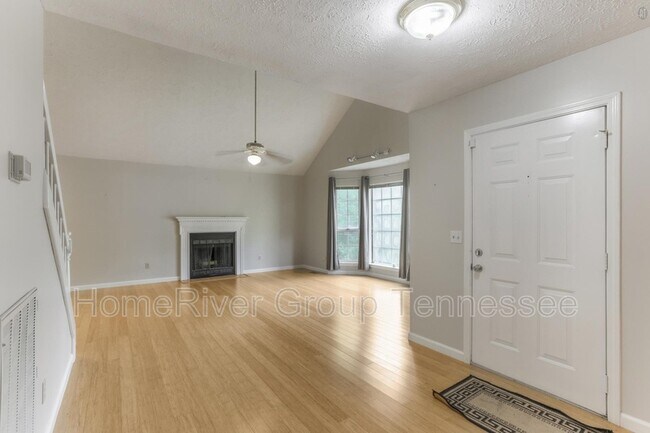 Building Photo - 3328 Quail Run Ct