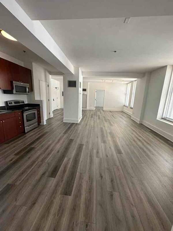 Foto principal - 810 Flower St