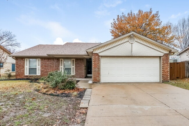 Building Photo - 3924 Windflower Ln