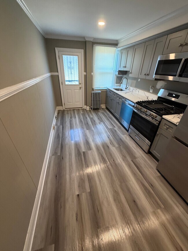 Foto del edificio - 2626 E Preston St