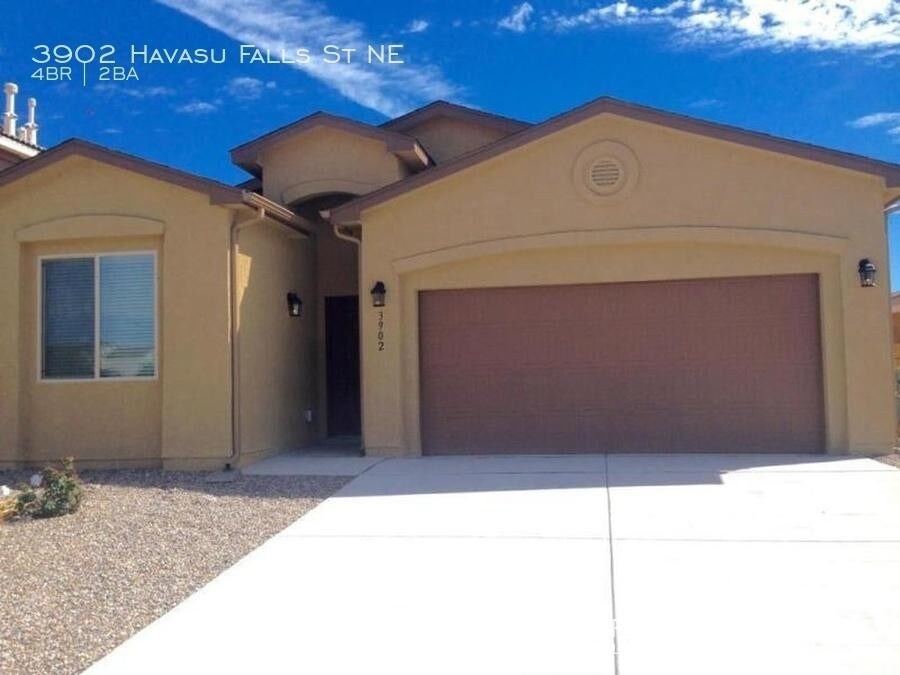 Foto principal - 4 bedroom in Rio Rancho NM 87144