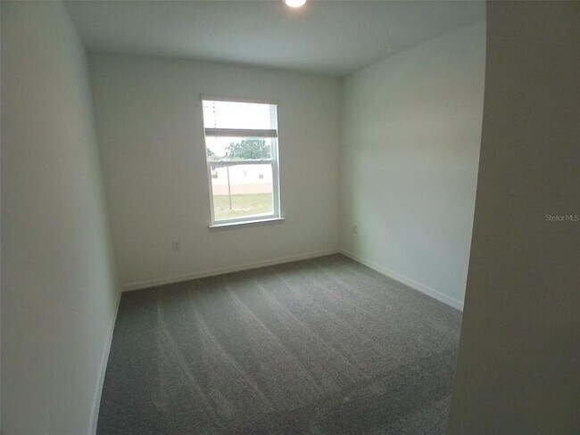 Building Photo - 1826 Fan Palm Dr