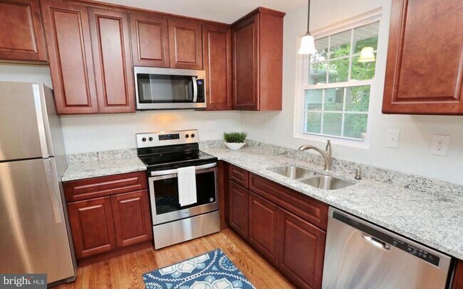 Foto del edificio - 2609 Dakota St