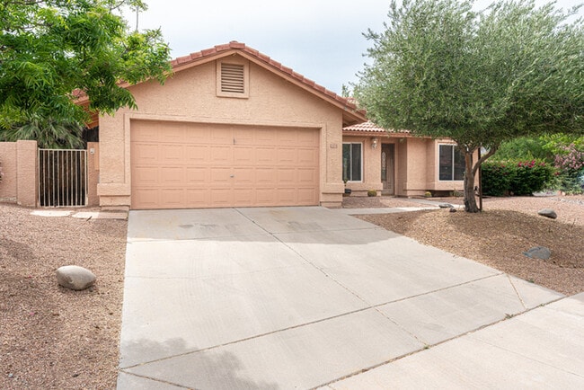 Building Photo - Corner lot! Great Ahwatukee Location