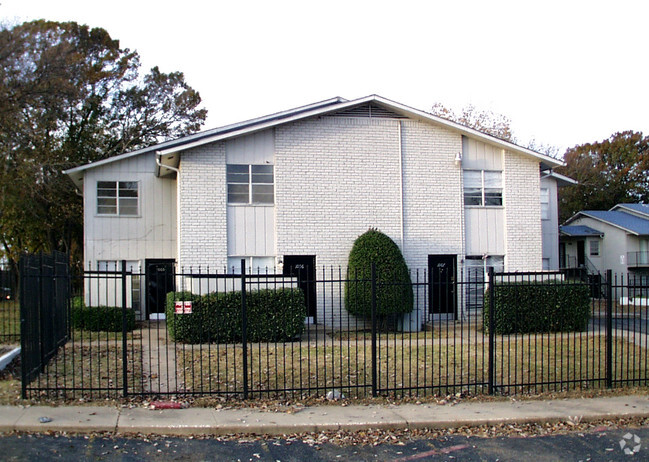 Building Photo - Spanish Hills Apartments