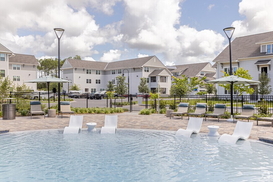 11397 State Hwy 98 E