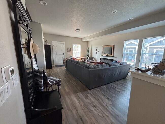 Foto del edificio - 6687 Rubicon Hts