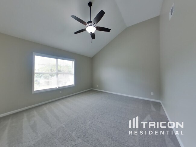 Foto del edificio - 1498 Wilderness Way
