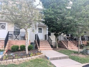 Building Photo - 1503 Cobblestone Ct