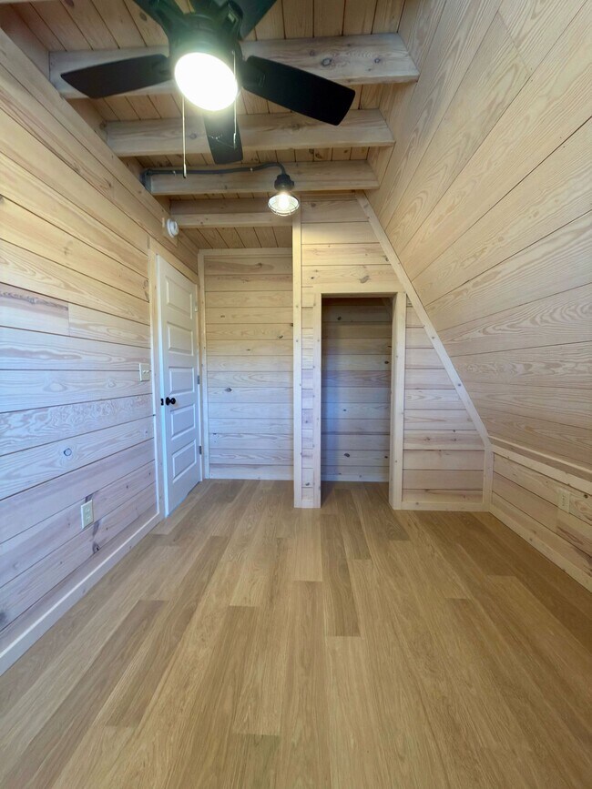 Foto del edificio - 4439 Jug Factory Rd