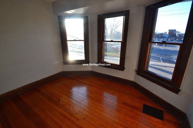 Photo - 207 Park Ave Apartment