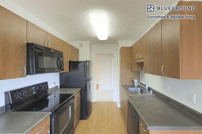 Foto del edificio - 4100 Massachusetts Ave NW