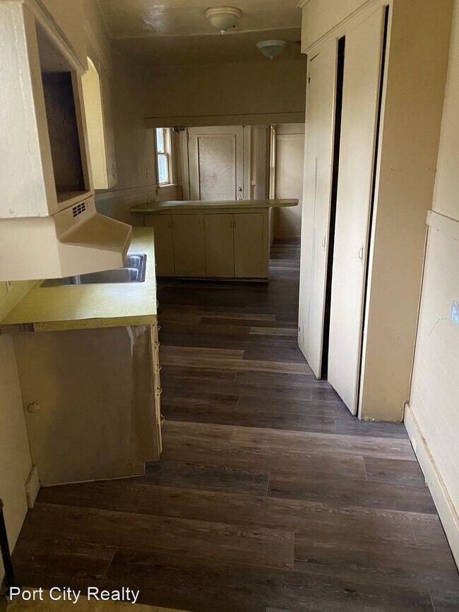 Foto del edificio - 3 br, 1 bath House - 255 WIlkinson St