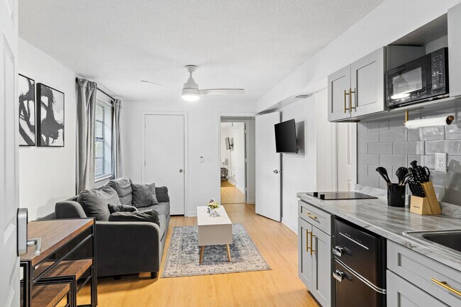 Foto del edificio - 3903 E Powhatan Ave