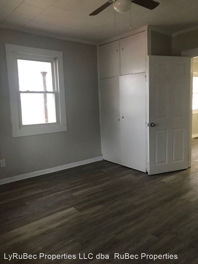 Foto del edificio - 3 br, 2 bath House - 208 W Lee Ave