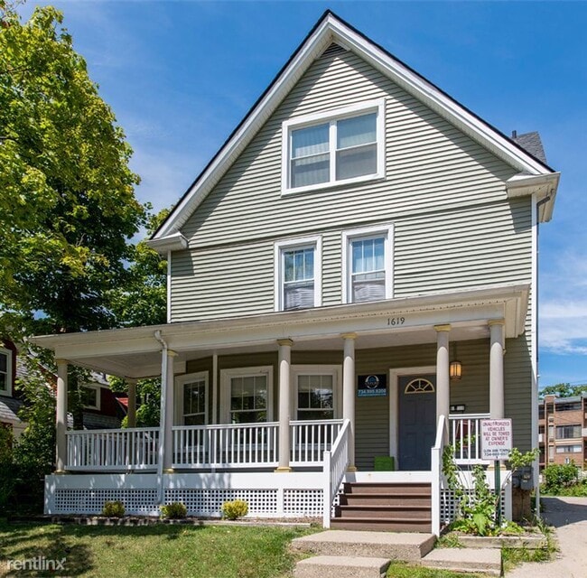 Photo - 1619 S University Ave-House