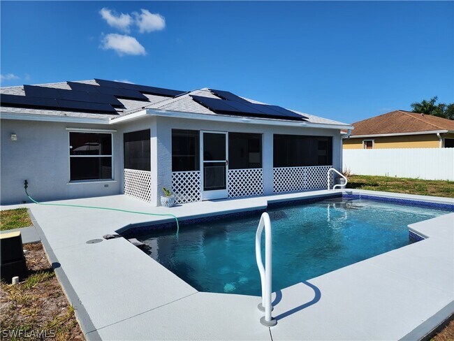 Foto del edificio - 136 SE 19th Ln