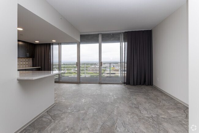 3HAB, 3BA - Aaron - Sky Park - Newly Renovated