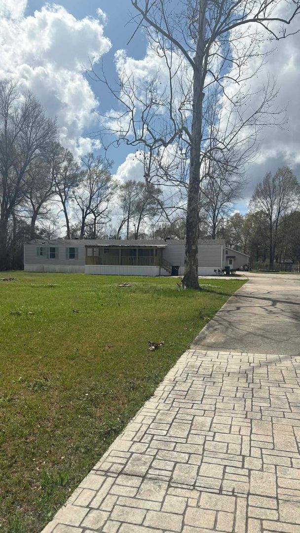 Foto del edificio - Charming 3 Bed, 2 Bath Home in Prairieville!