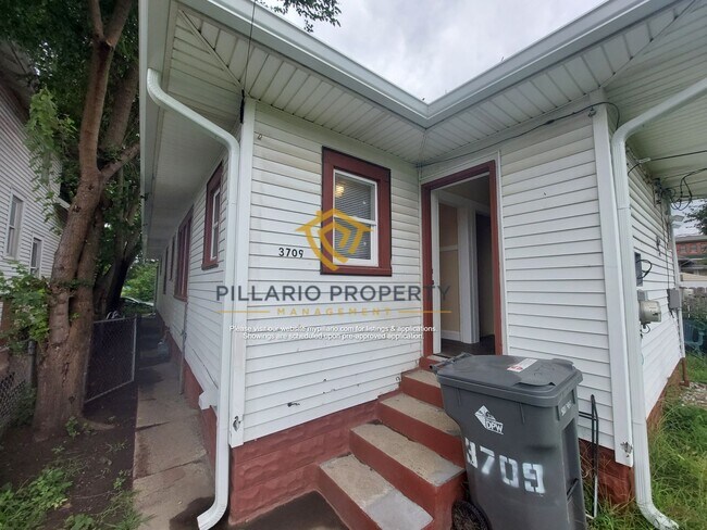 Foto del edificio - 3709-3711 Brookside Pkwy S Dr