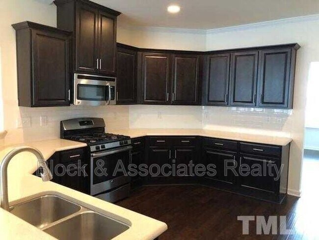 Building Photo - 4007 Robious Ct