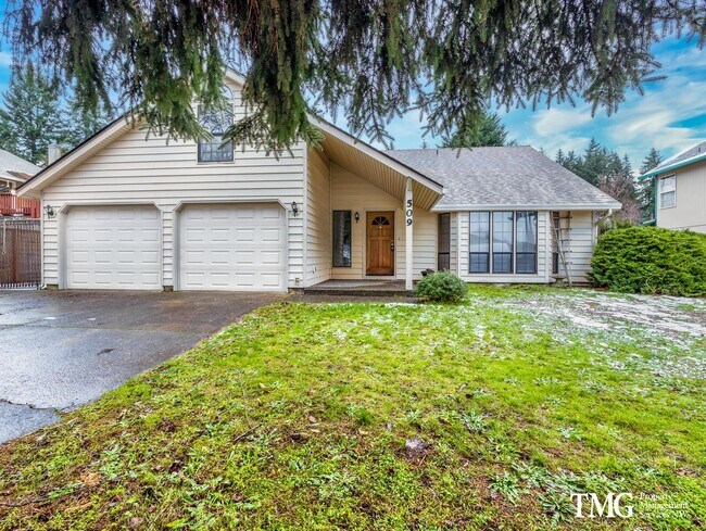 Foto del edificio - Centrally Located, 3 Bedrooms, 2.5 Bath, T...